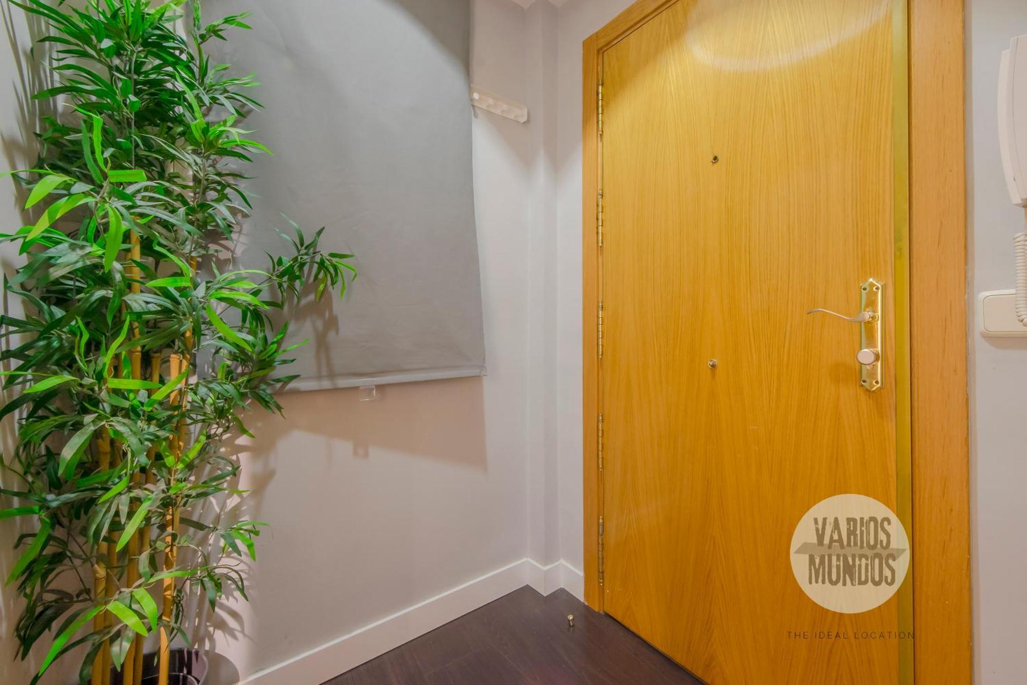 Sutil Elegancia Para 3, En Plaza De Chueca Μαδρίτη Εξωτερικό φωτογραφία