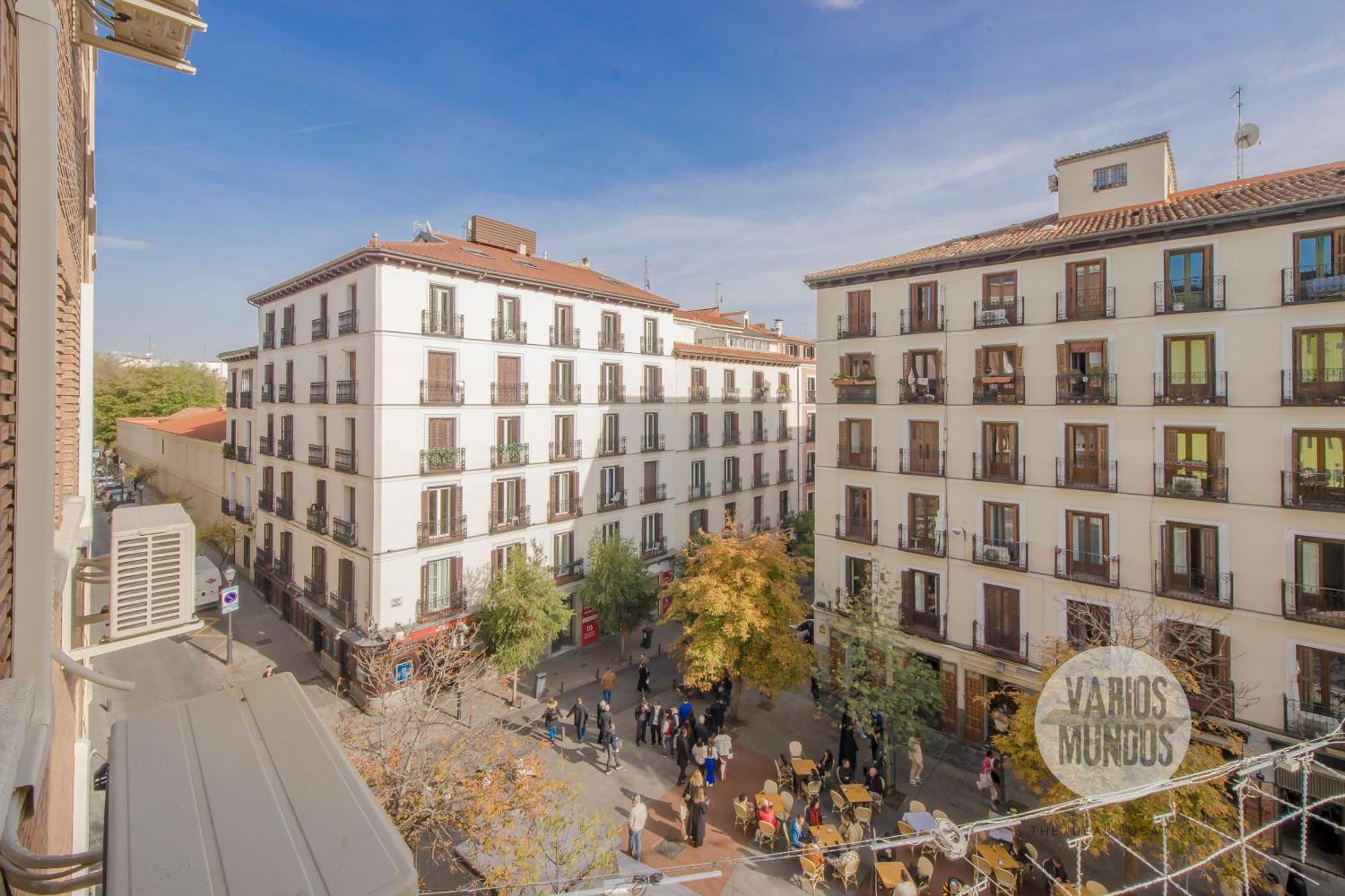 Sutil Elegancia Para 3, En Plaza De Chueca Μαδρίτη Εξωτερικό φωτογραφία
