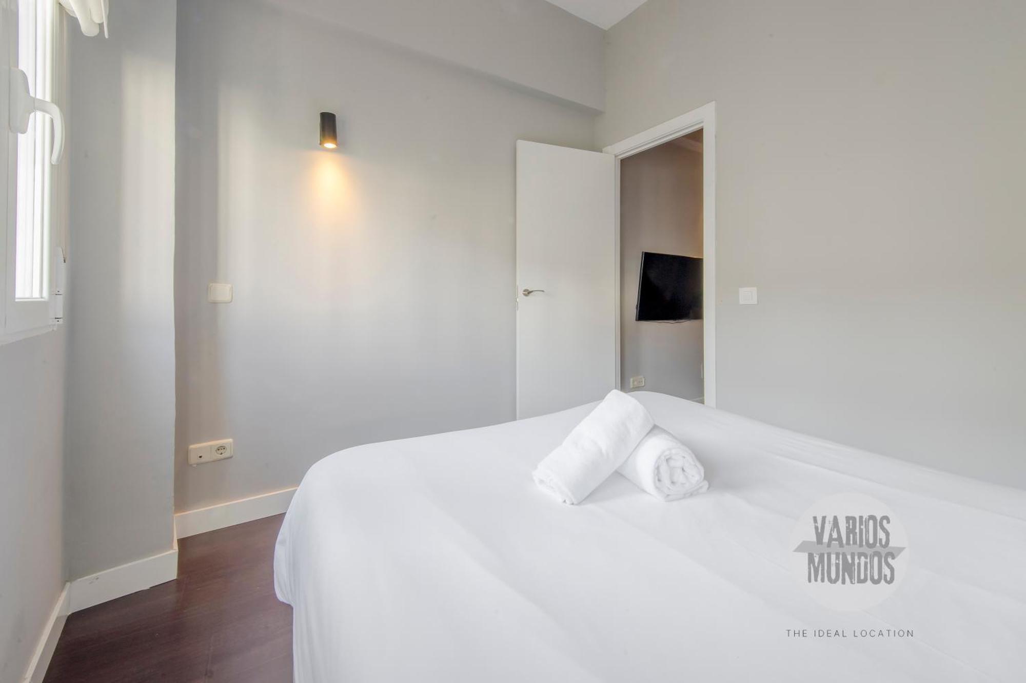 Sutil Elegancia Para 3, En Plaza De Chueca Μαδρίτη Εξωτερικό φωτογραφία